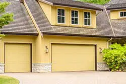Security Garage Doors Worcester, MA 508-315-6890 - residential-side